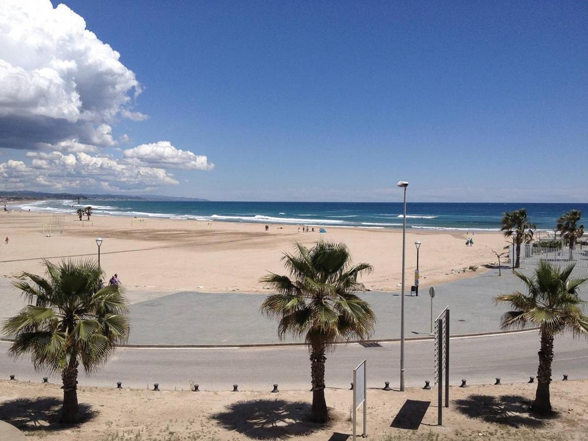 Casa Blanca Beach Apartment Torredembarra Exteriér fotografie